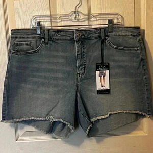 NWT Sofia Jeans By Sofia Vergara Lila Mid Rise Denim Shorts Blue Size 18 HI LOW